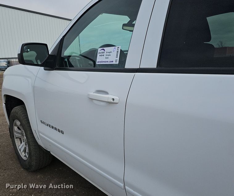 image for item DK0619 2017 Chevrolet Silverado 1500 Crew Cab pickup truck