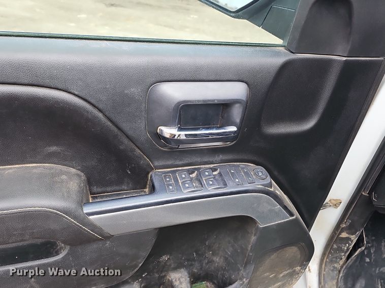 image for item DK0619 2017 Chevrolet Silverado 1500 Crew Cab pickup truck