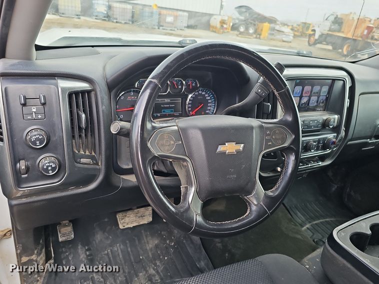 image for item DK0619 2017 Chevrolet Silverado 1500 Crew Cab pickup truck