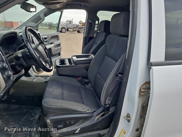 image for item DK0619 2017 Chevrolet Silverado 1500 Crew Cab pickup truck