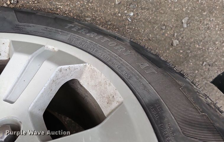 image for item DK0619 2017 Chevrolet Silverado 1500 Crew Cab pickup truck