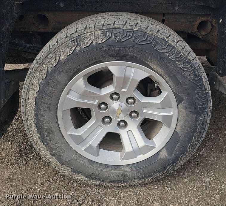 image for item DK0619 2017 Chevrolet Silverado 1500 Crew Cab pickup truck