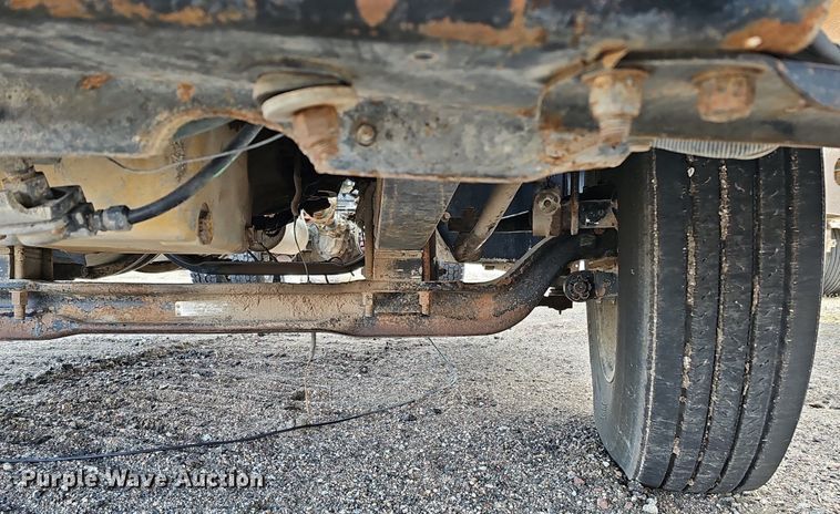 image for item DK0628 1992 Kenworth truck cab and chassis