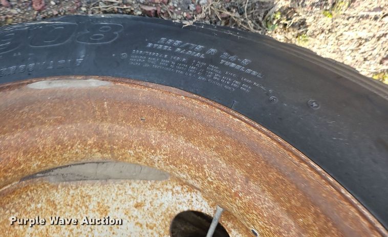 image for item DK0628 1992 Kenworth truck cab and chassis