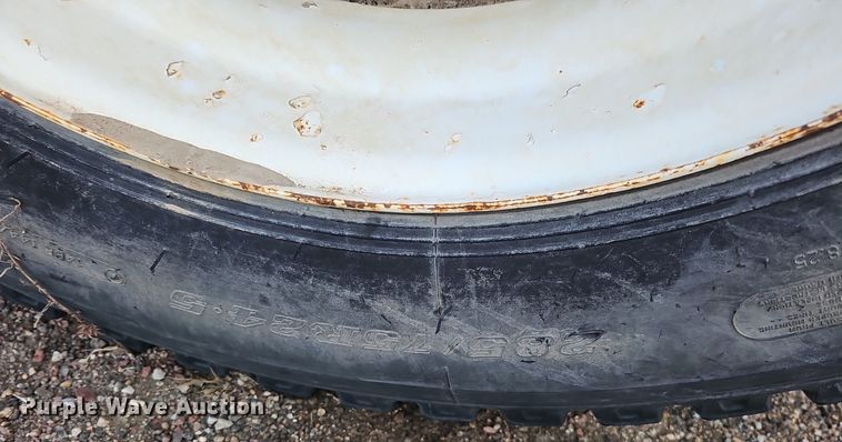 image for item DK0628 1992 Kenworth truck cab and chassis