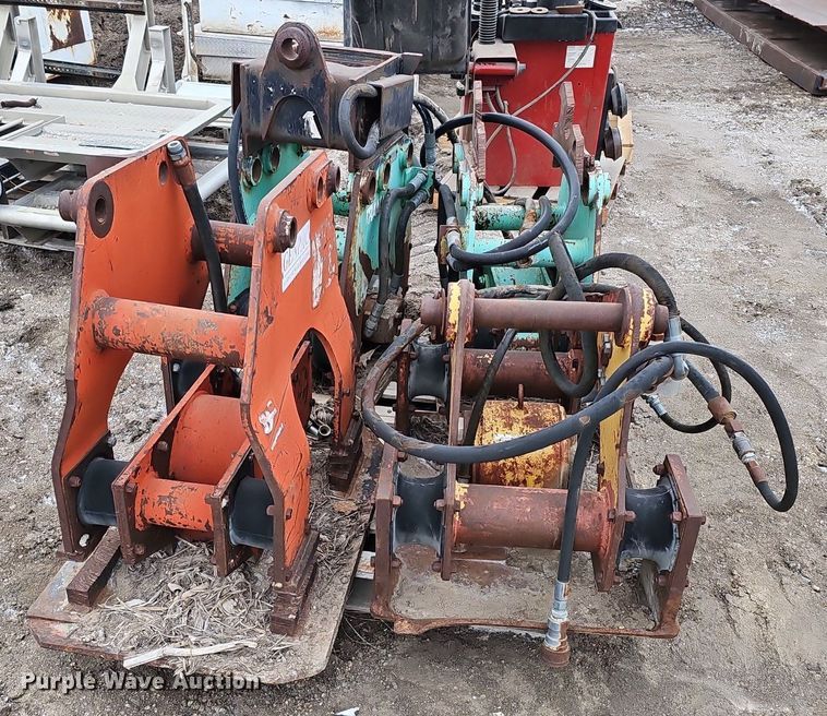 image for item DK0635 (4) plate compactors