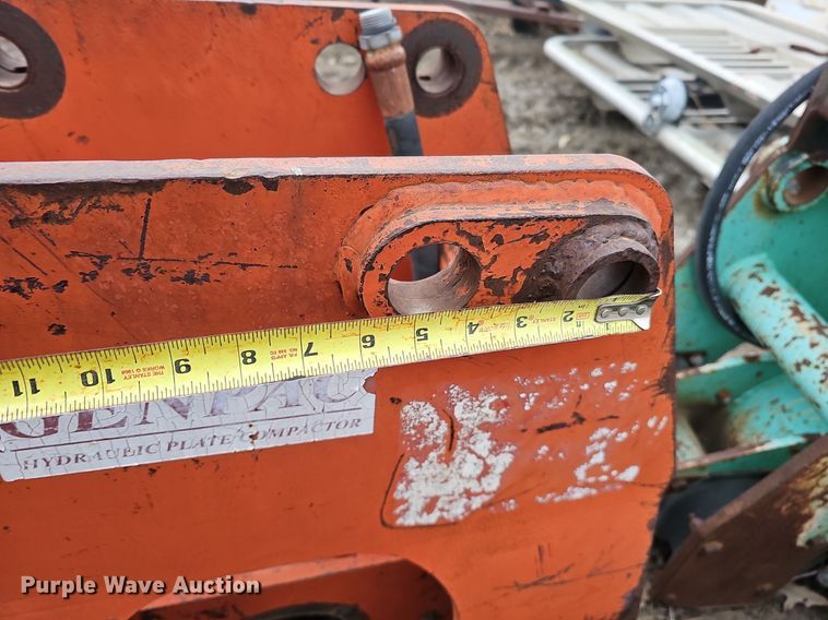 image for item DK0635 (4) plate compactors