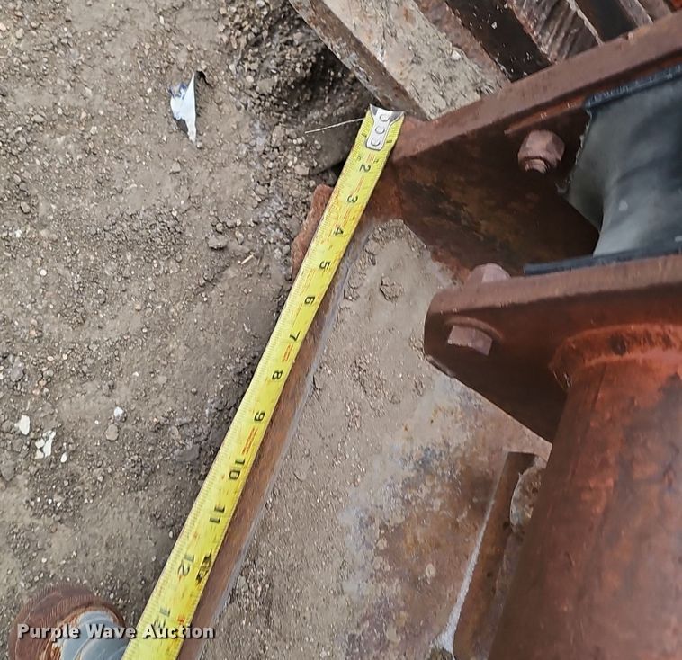 image for item DK0635 (4) plate compactors