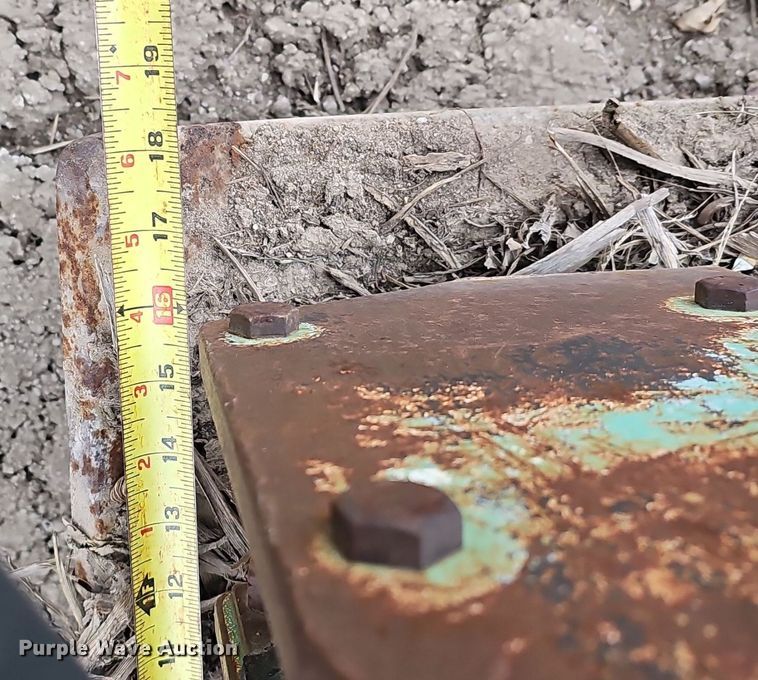 image for item DK0635 (4) plate compactors