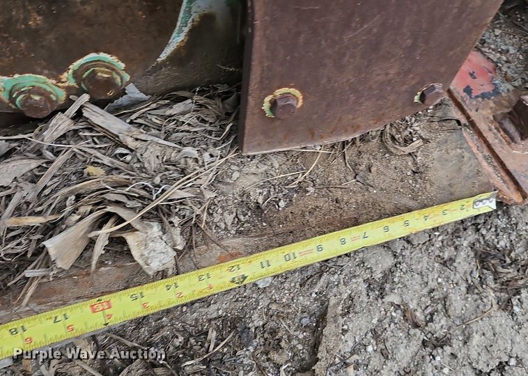 image for item DK0635 (4) plate compactors