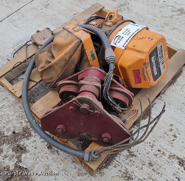 image for item DK0641 Harrington ES2-471 3 ton chain hoist