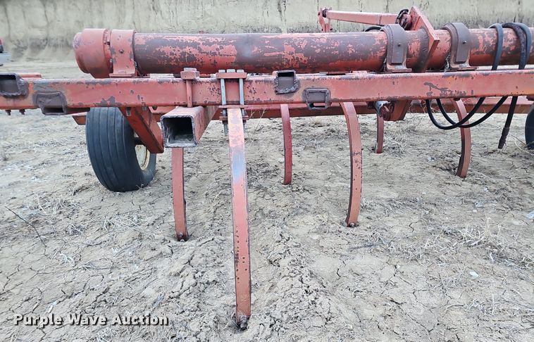 image for item DK0643 Case IH 6615CC chisel