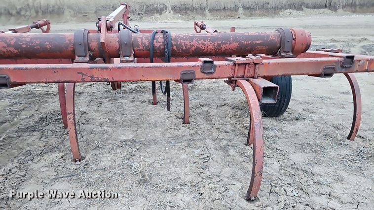 image for item DK0643 Case IH 6615CC chisel