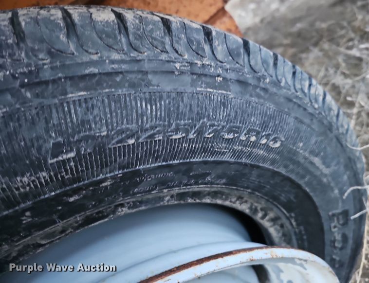 image for item DK0645 2007 Econoline MP1227TE equipment trailer