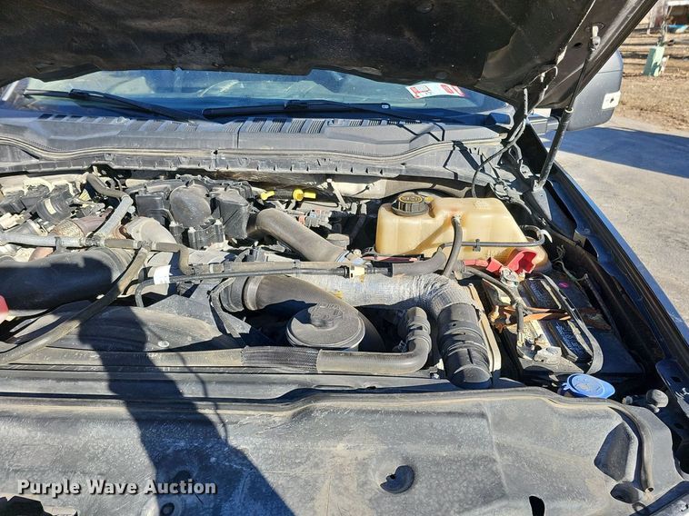 image for item DK0658 2017 Ford F250 Super Duty Crew Cab pickup truck