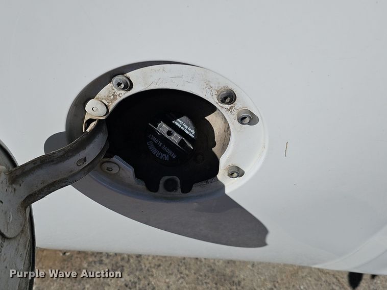 image for item DK0660 2013 Chevrolet Silverado 1500 pickup truck