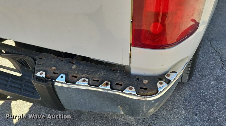 image for item DK0660 2013 Chevrolet Silverado 1500 pickup truck