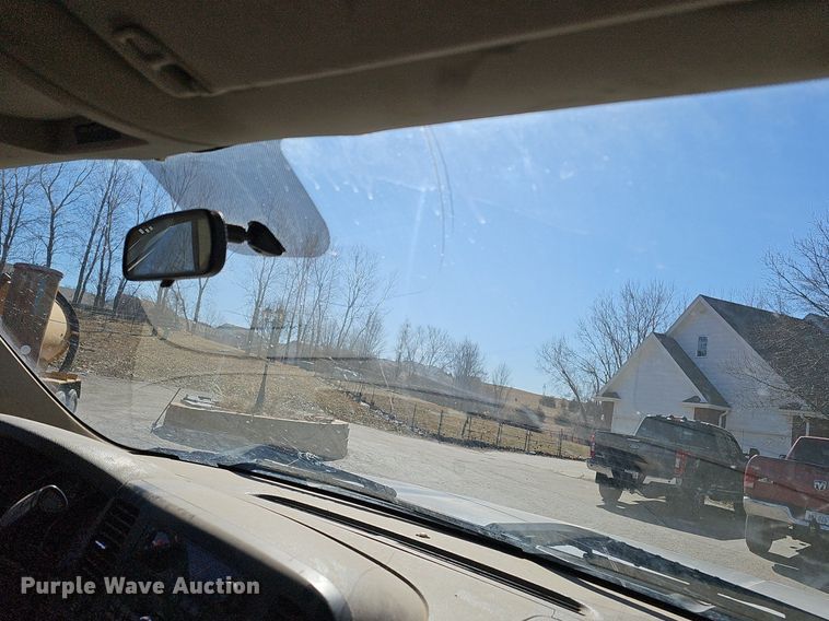 image for item DK0660 2013 Chevrolet Silverado 1500 pickup truck