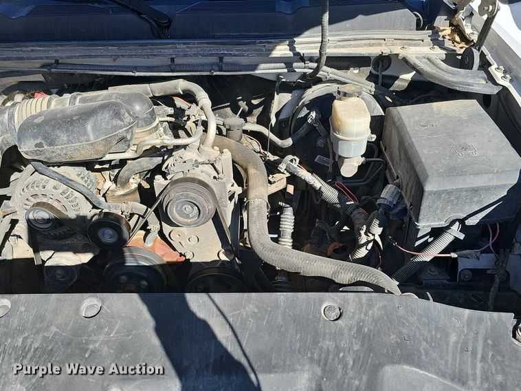 image for item DK0660 2013 Chevrolet Silverado 1500 pickup truck