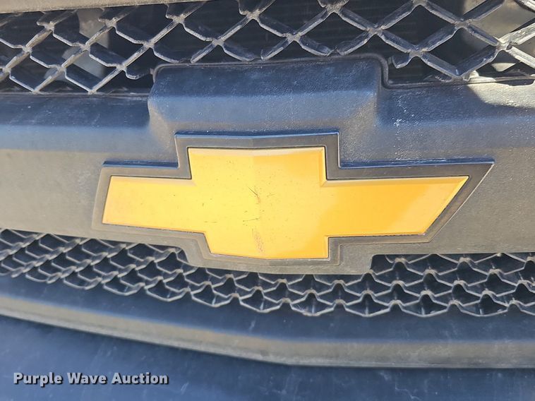 image for item DK0660 2013 Chevrolet Silverado 1500 pickup truck