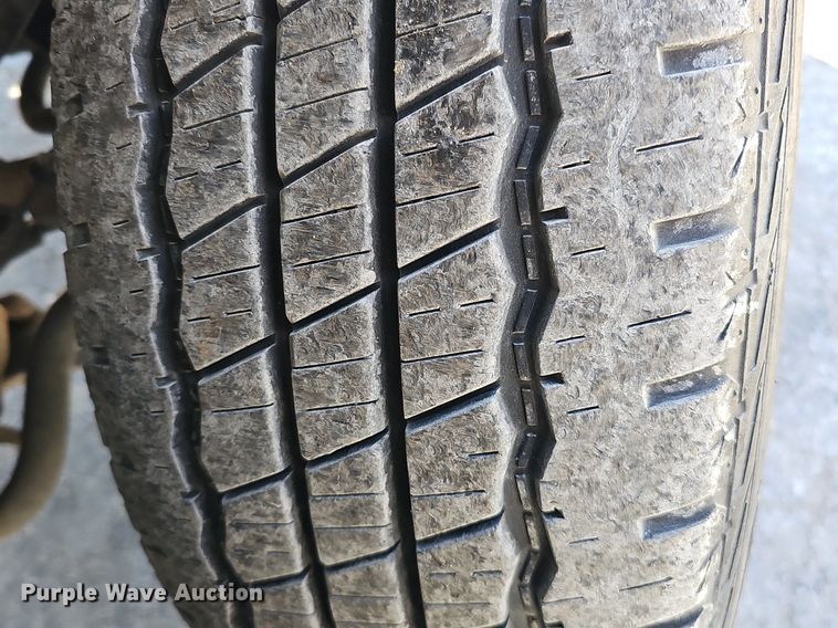 image for item DK0660 2013 Chevrolet Silverado 1500 pickup truck