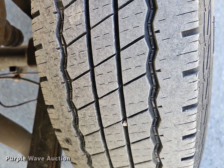 image for item DK0660 2013 Chevrolet Silverado 1500 pickup truck