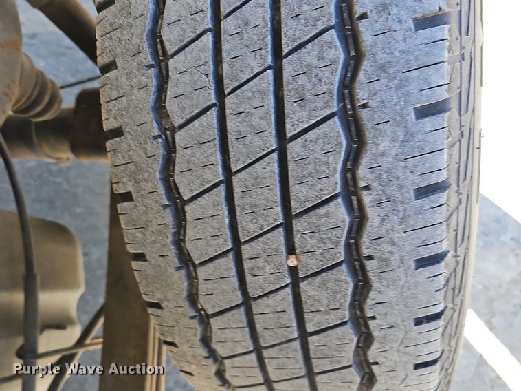 image for item DK0660 2013 Chevrolet Silverado 1500 pickup truck