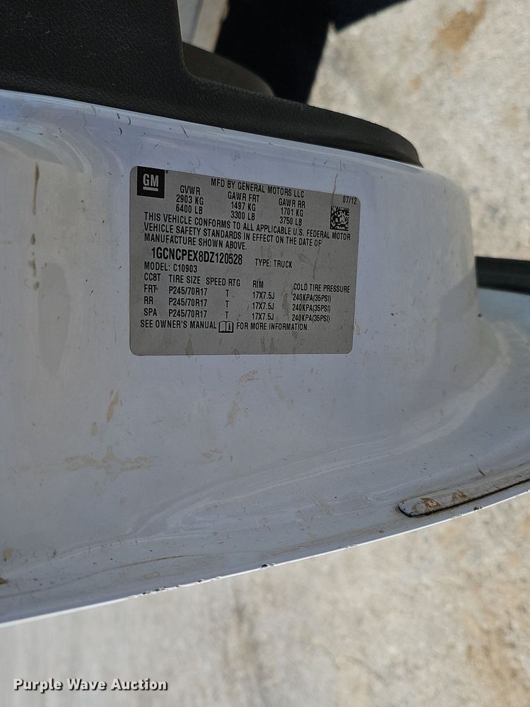 image for item DK0660 2013 Chevrolet Silverado 1500 pickup truck