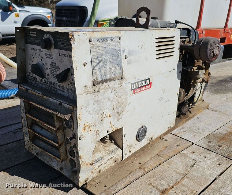 image for item DK0667 Lincoln Electric welder/generator