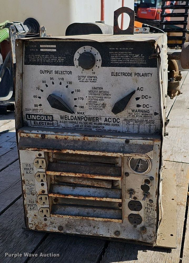 image for item DK0667 Lincoln Electric welder/generator