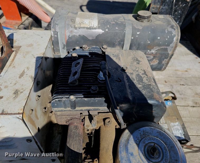 image for item DK0667 Lincoln Electric welder/generator