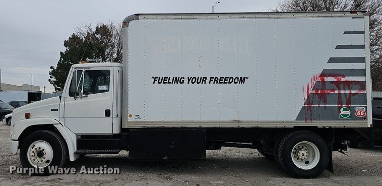 image for item DK0698 1996 Freightliner  FL70 box truck