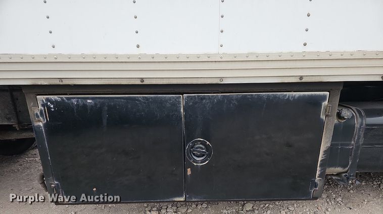 image for item DK0698 1996 Freightliner  FL70 box truck