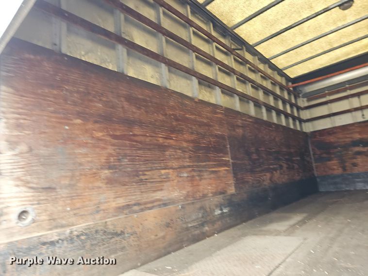 image for item DK0698 1996 Freightliner  FL70 box truck