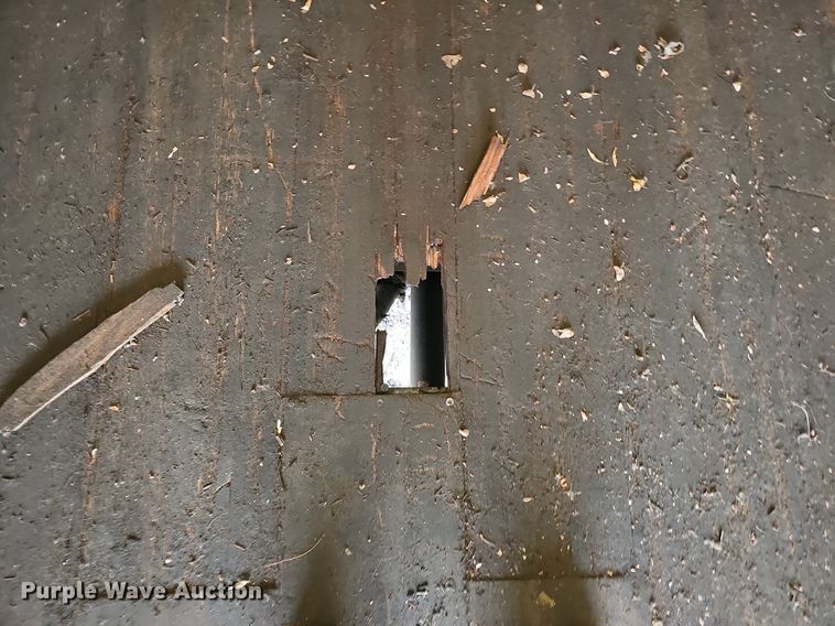 image for item DK0698 1996 Freightliner  FL70 box truck