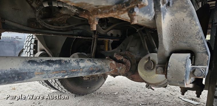 image for item DK0698 1996 Freightliner  FL70 box truck