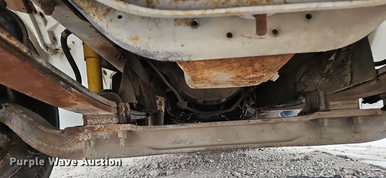 image for item DK0698 1996 Freightliner  FL70 box truck