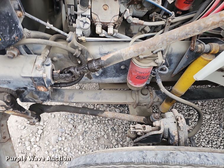 image for item DK0698 1996 Freightliner  FL70 box truck