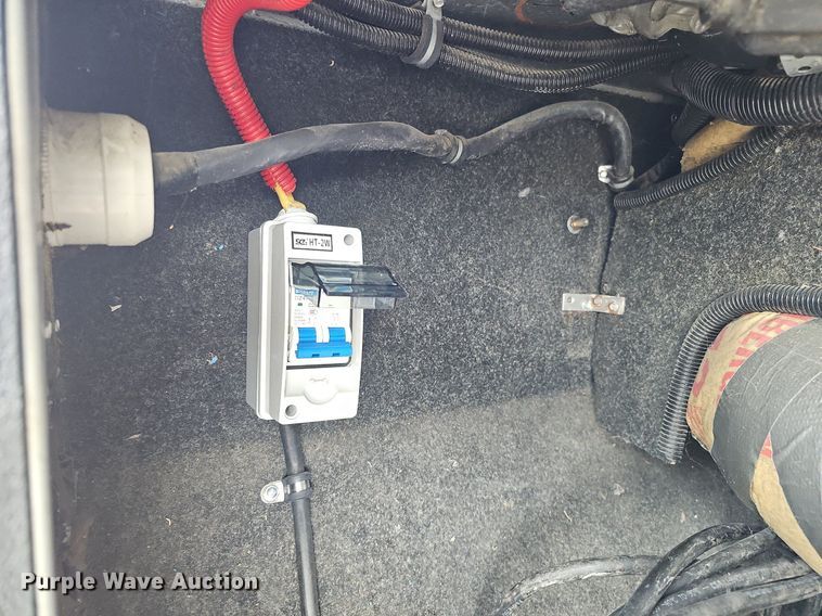 image for item DK0705 1996 Thor West Residency 3650 FTS351232 RV