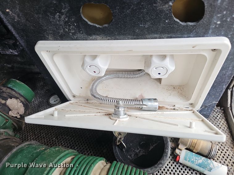 image for item DK0705 1996 Thor West Residency 3650 FTS351232 RV