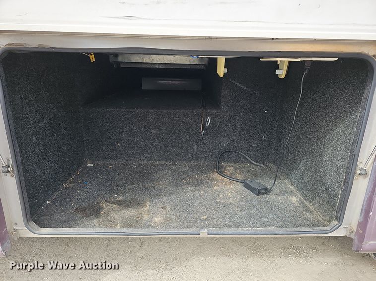 image for item DK0705 1996 Thor West Residency 3650 FTS351232 RV