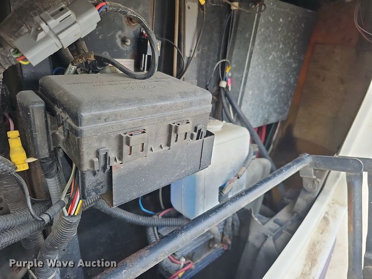 image for item DK0705 1996 Thor West Residency 3650 FTS351232 RV