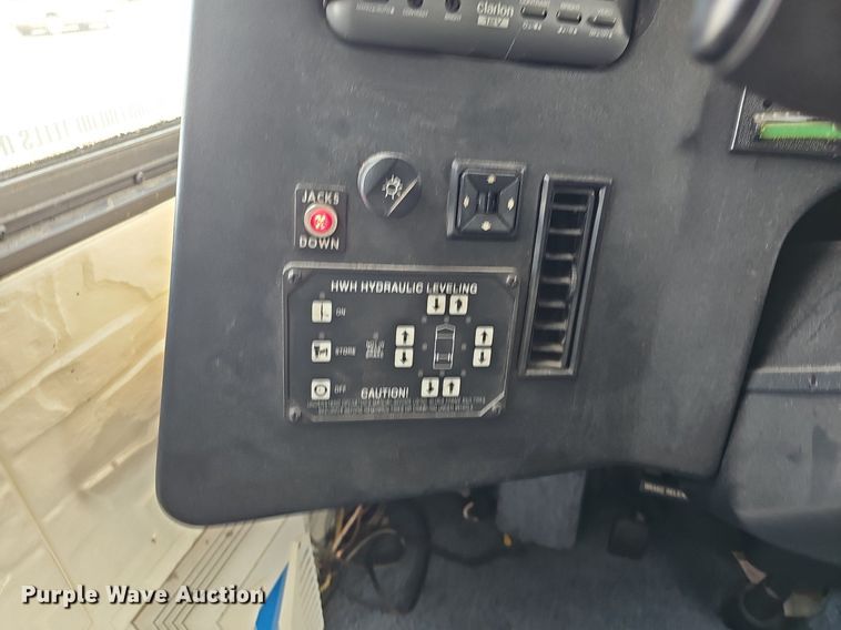 image for item DK0705 1996 Thor West Residency 3650 FTS351232 RV