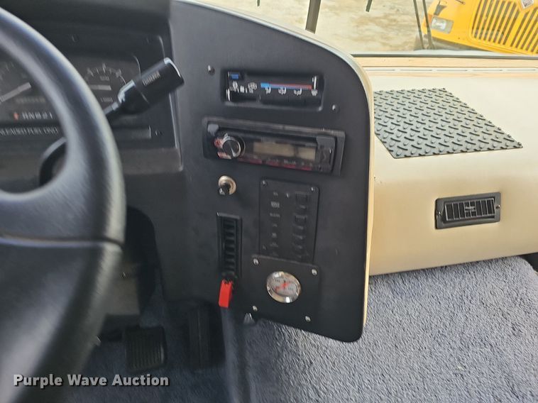 image for item DK0705 1996 Thor West Residency 3650 FTS351232 RV