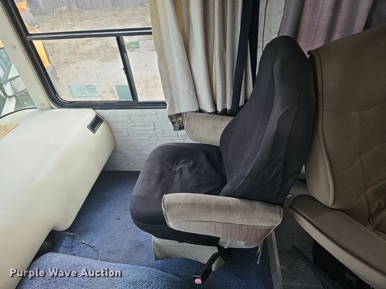 image for item DK0705 1996 Thor West Residency 3650 FTS351232 RV