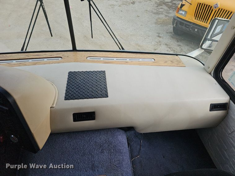 image for item DK0705 1996 Thor West Residency 3650 FTS351232 RV