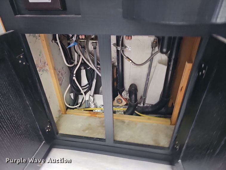 image for item DK0705 1996 Thor West Residency 3650 FTS351232 RV