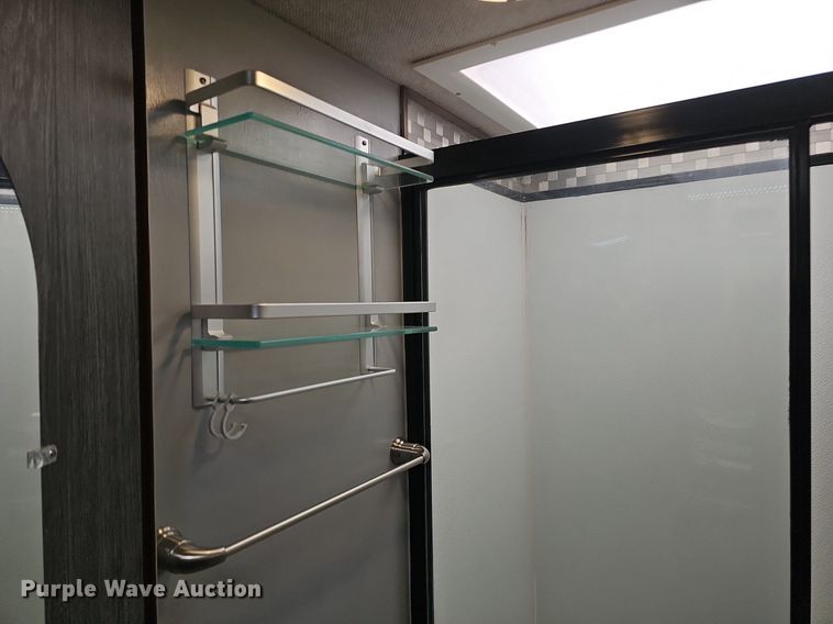 image for item DK0705 1996 Thor West Residency 3650 FTS351232 RV