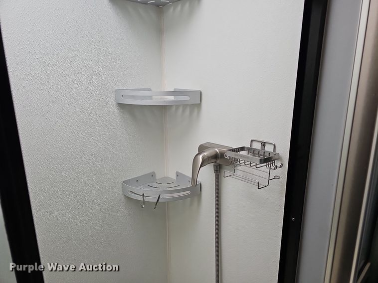 image for item DK0705 1996 Thor West Residency 3650 FTS351232 RV