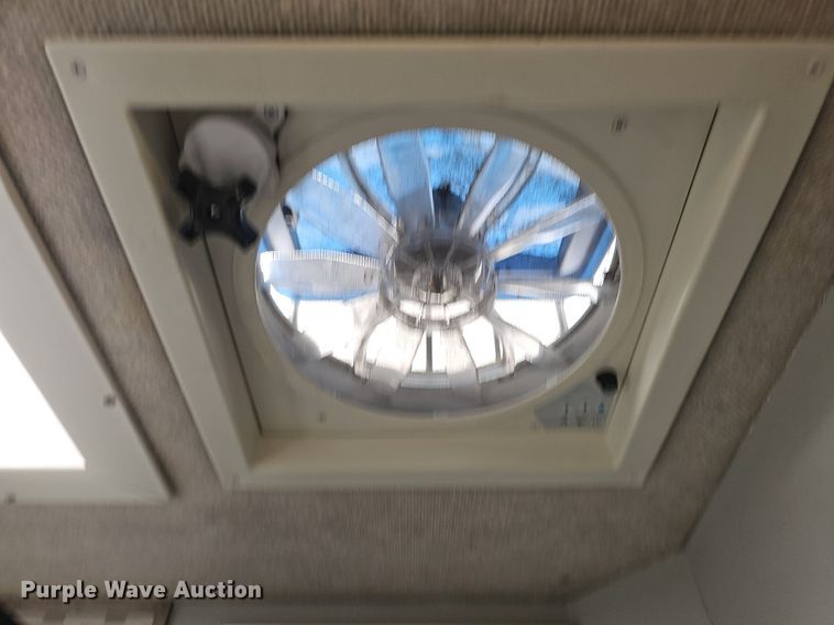 image for item DK0705 1996 Thor West Residency 3650 FTS351232 RV